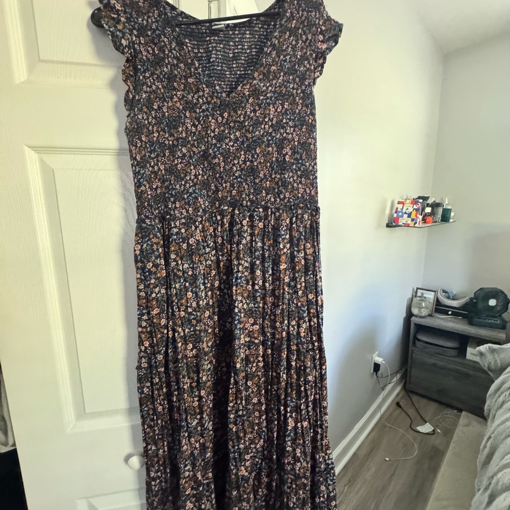 Old Navy Women's Floral Maxi Dress - Black and Pink
